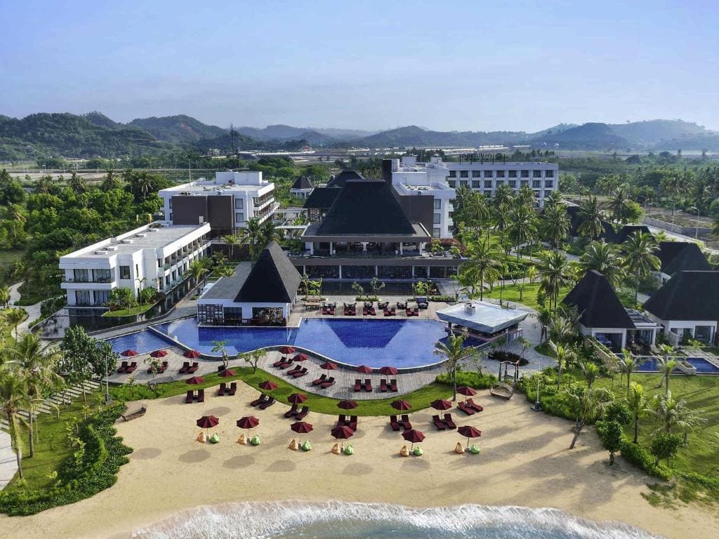 Pullman Lombok Merujani Mandalika Beach Resort - Main view
