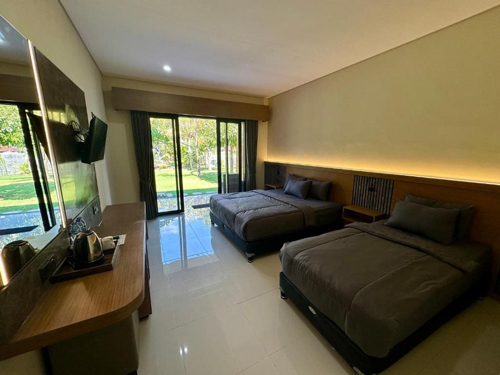 Puri Bali Hotel - View 2