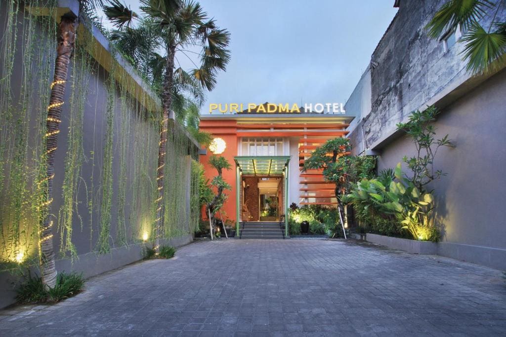 Puri Padma Hotel - Main view