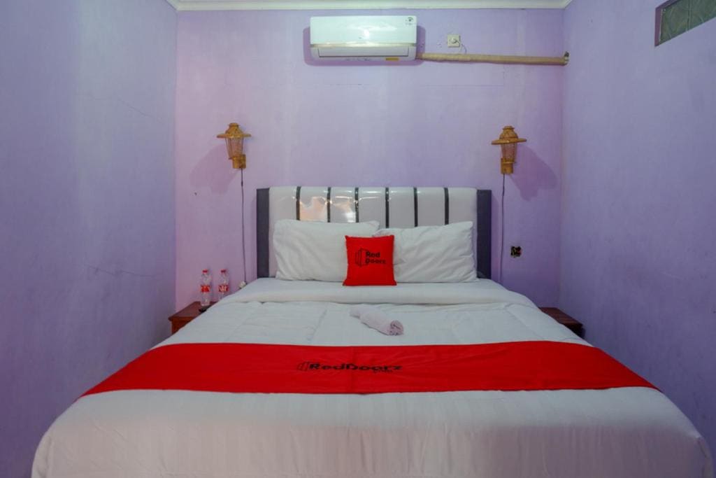 RedDoorz near Goa Jatijajar 2 - View 4