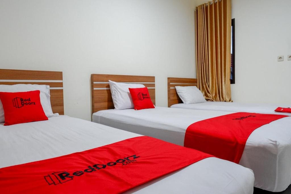 RedDoorz near Living Plaza Purwokerto - View 7