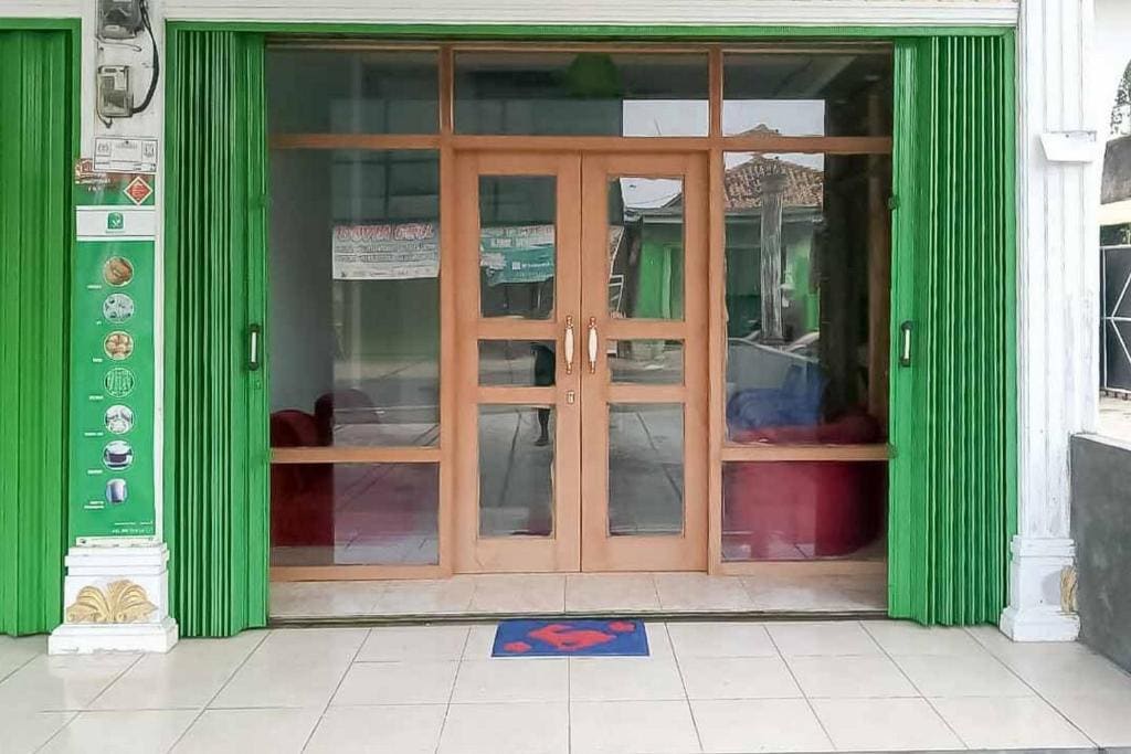 RedDoorz Plus near Universitas Saburai Lampung - View 4