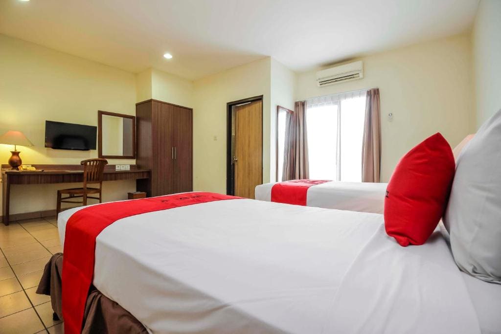 RedDoorz Plus at Pitagiri GBK Senayan - View 7