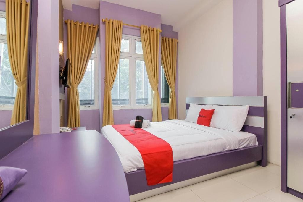 RedDoorz Plus near Stasiun Bekasi - View 6