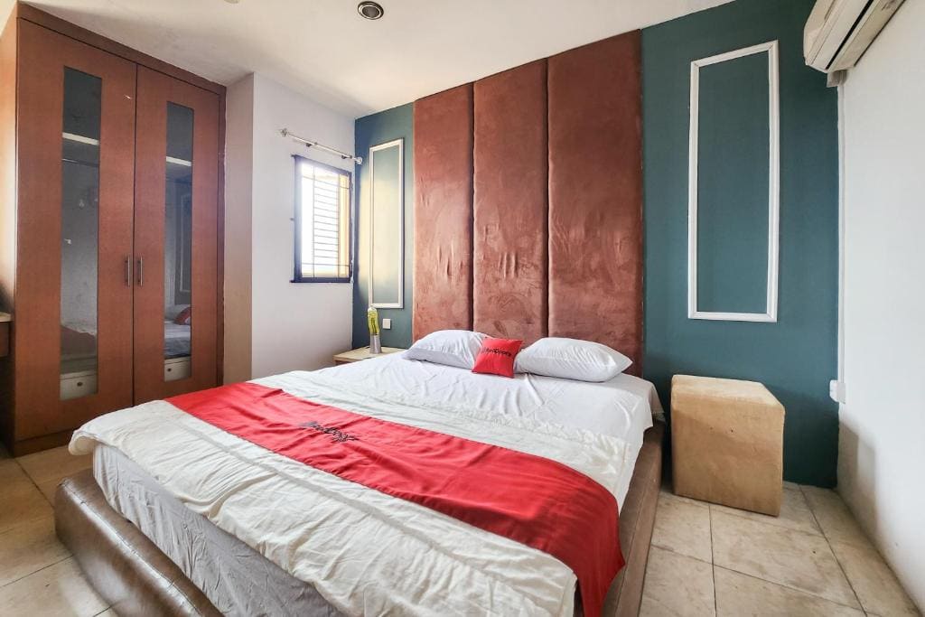 RedDoorz Premium Near Imperium Superblok - View 6