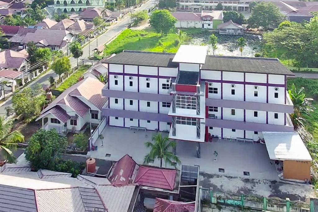 RedDoorz Syariah at Humaira Stay Tabalong - View 5