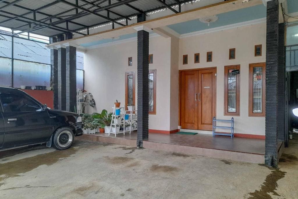 RedDoorz Syariah near Komplek Candi Arjuna Dieng 2 - View 4