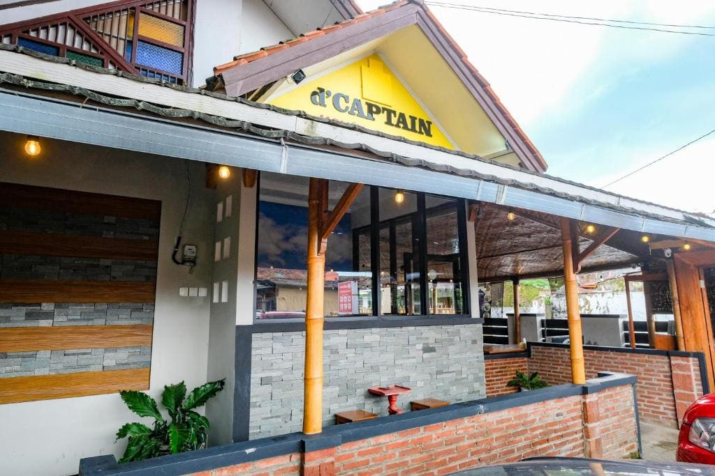 RedDoorz Syariah Near Stasiun Purwokerto - Main view