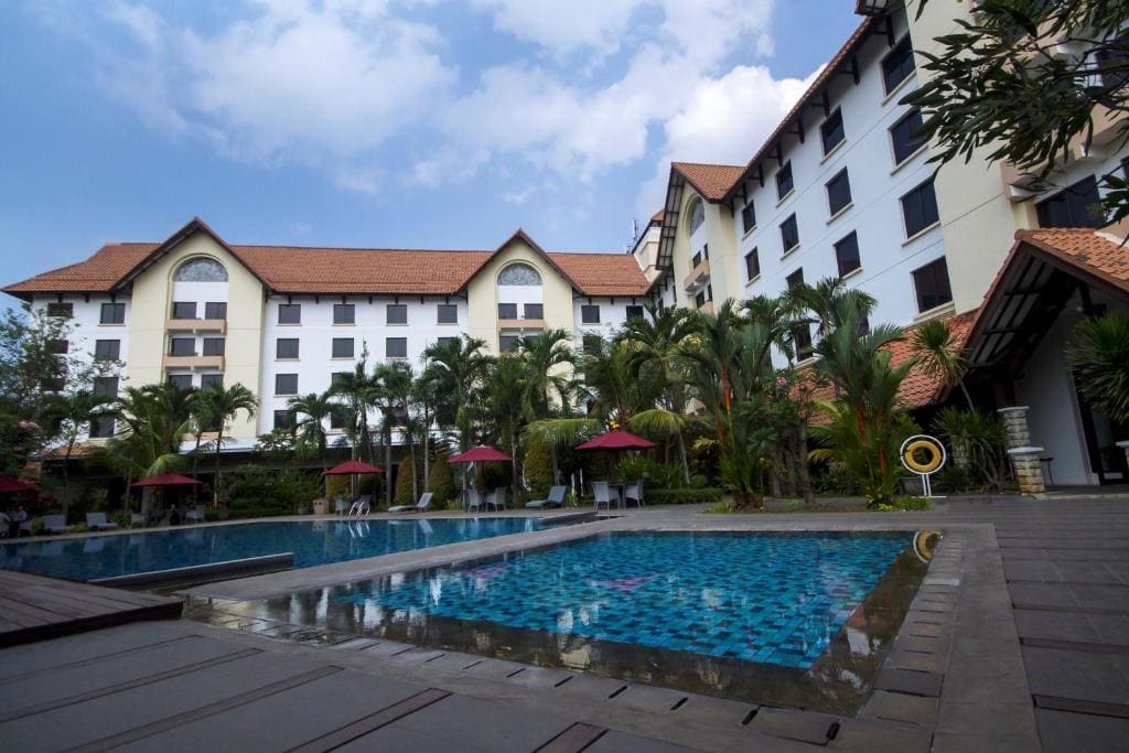 Hotel Santika Cirebon - View 4