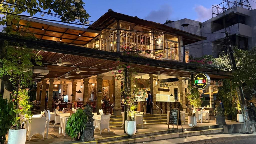 Sari Bunga Hotel Legian Kuta Bali - Main view