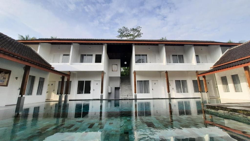 Sinom Borobudur Heritage Hotel - Main view