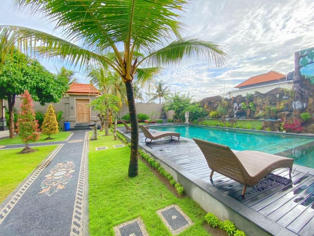 SNA GUEST HOUSE — Vue 2