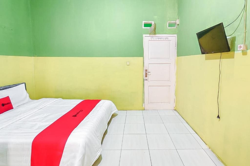 RedDoorz near RS Dr Hafiz Cianjur - View 6