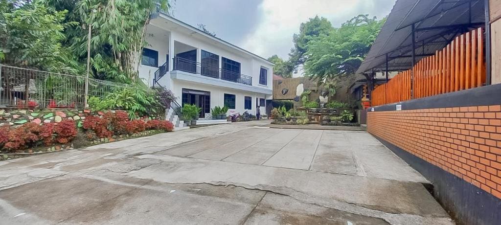 Hotel Sri Indrawati Puncak Mitra RedDoorz - Main view