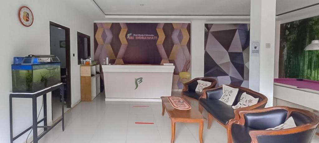 Hotel Sri Indrawati Puncak Mitra RedDoorz - View 4