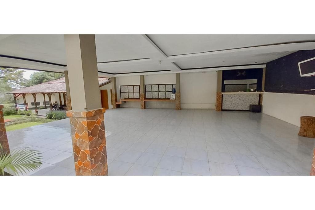 Hotel Sri Indrawati Puncak Mitra RedDoorz - View 6