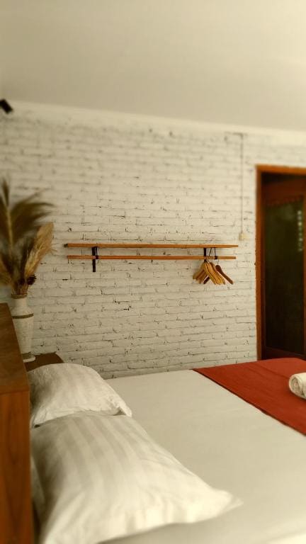 Jungle House - surf & stay - View 6