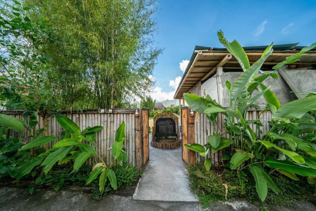 Tegal Bamboo Cottages & Private Hot Spring - View 5