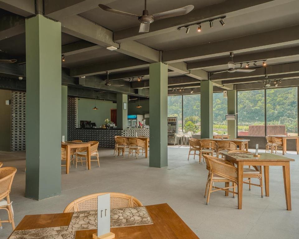 Tribhuwana Padma Lake Resort - View 4