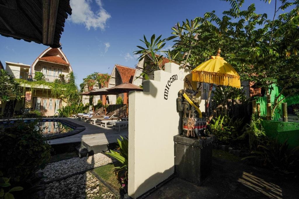 Unicorn Bungalow - View 7
