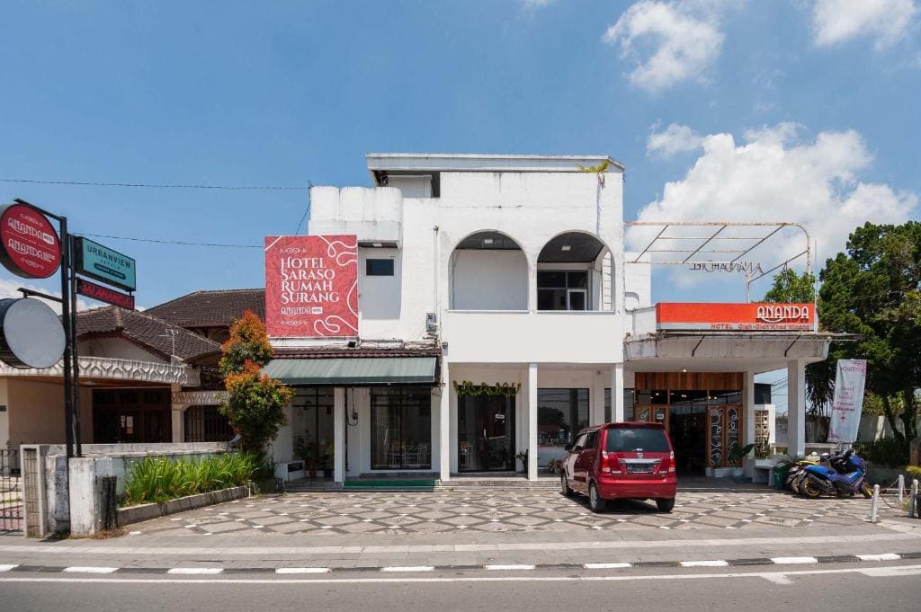 Urbanview Hotel Ananda Syariah by RedDoorz - Main view