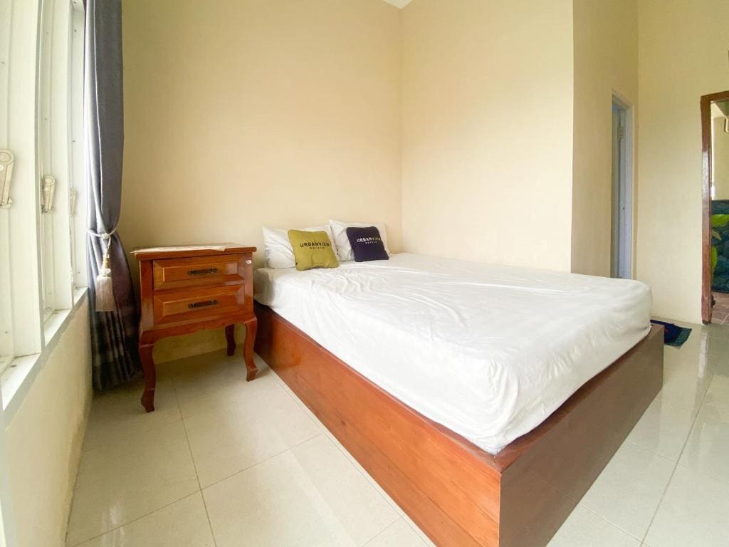 Urbanview Griya Lota Guest House Banyuwangi - View 7