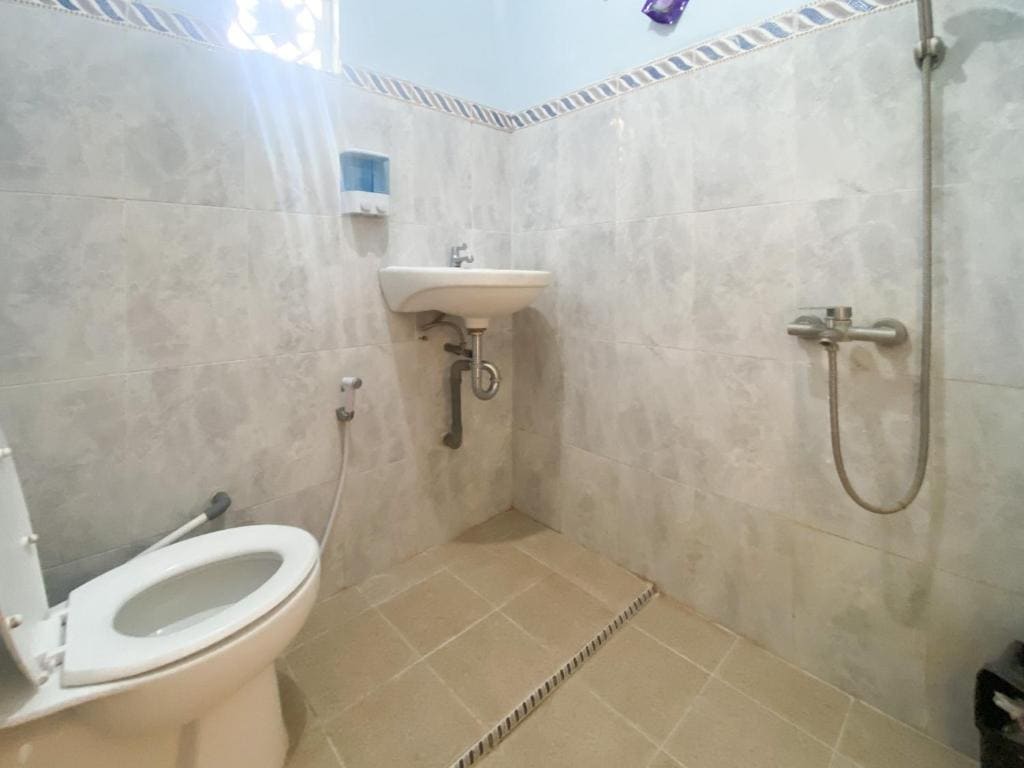 Urbanview Griya Lota Guest House Banyuwangi - View 4