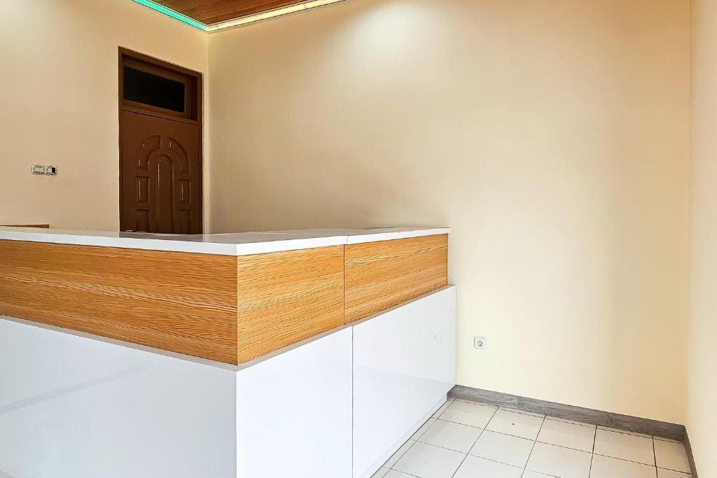 Urbanview MJ Hotel Syariah Cirebon by Reddoorz - View 4