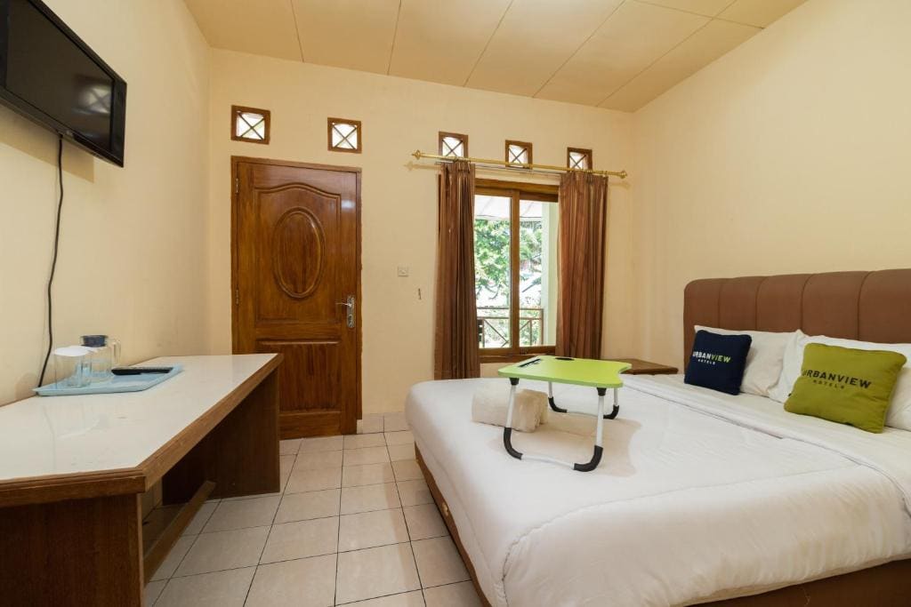 Urbanview Hotel Griya Astoeti 2 Cisarua Puncak - View 2