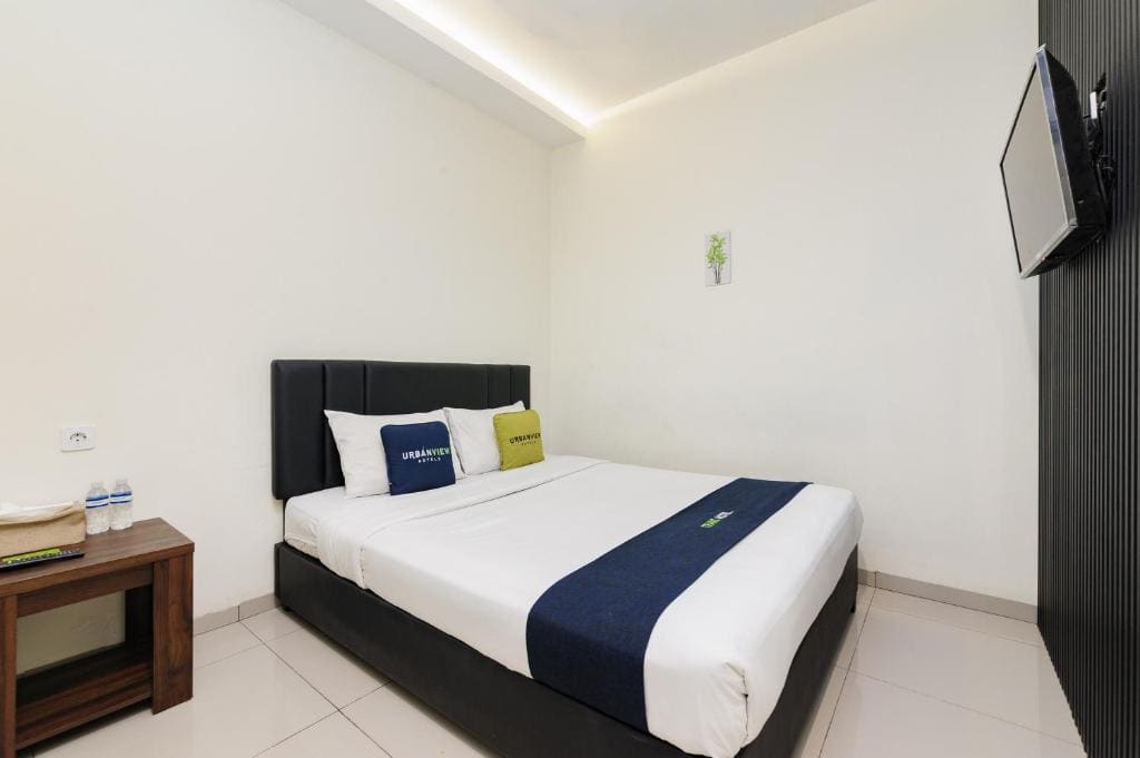 Urbanview Trans Hotel Batam by RedDoorz - View 6