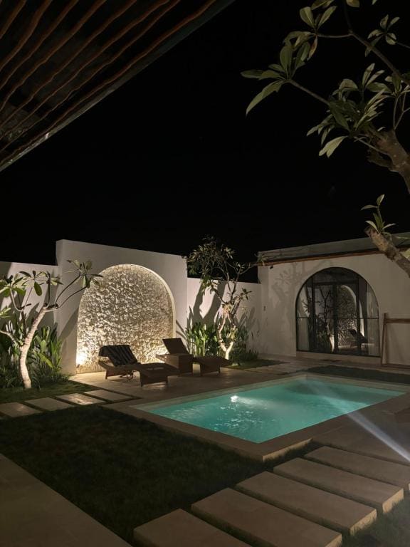 Villa Erita, stylish and beautiful villa in Nyang Nyang - View 7