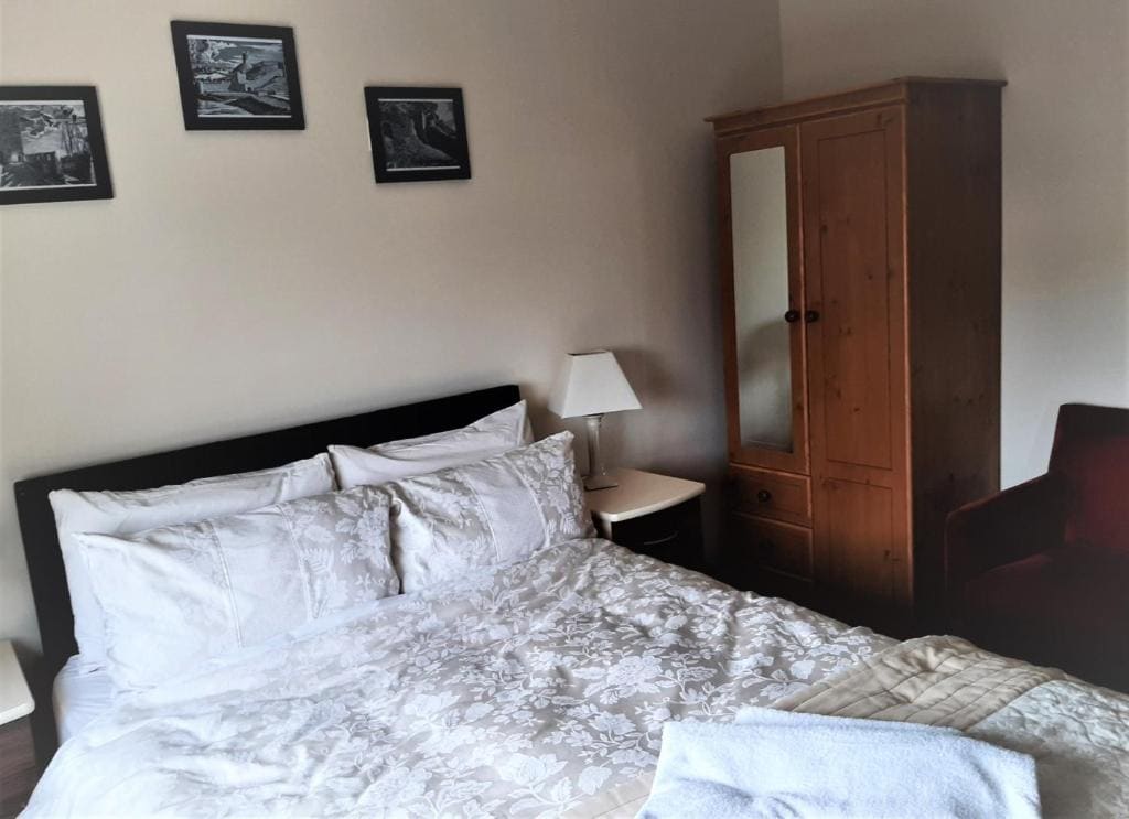 Aaron Vale B&B - View 3