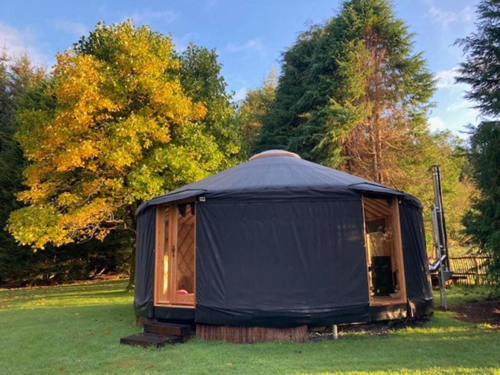 Aughavannagh Yurt Glamping - Main view