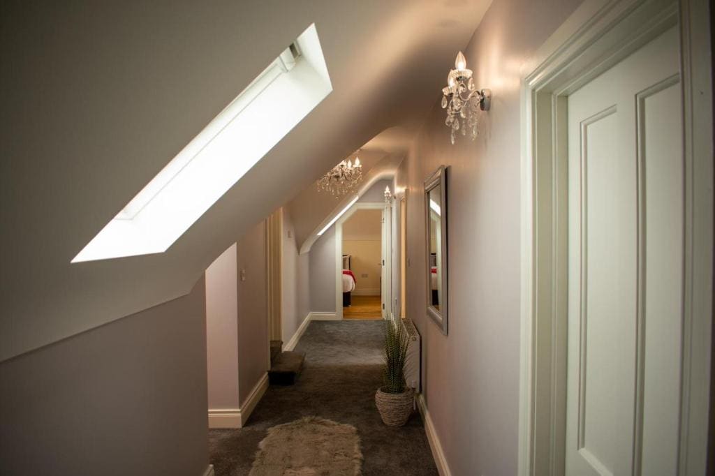 Drumlanaught Cottage Farnham - View 5
