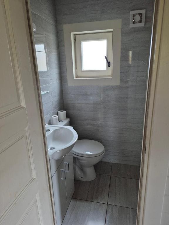Nellies Cottage B&B - View 4