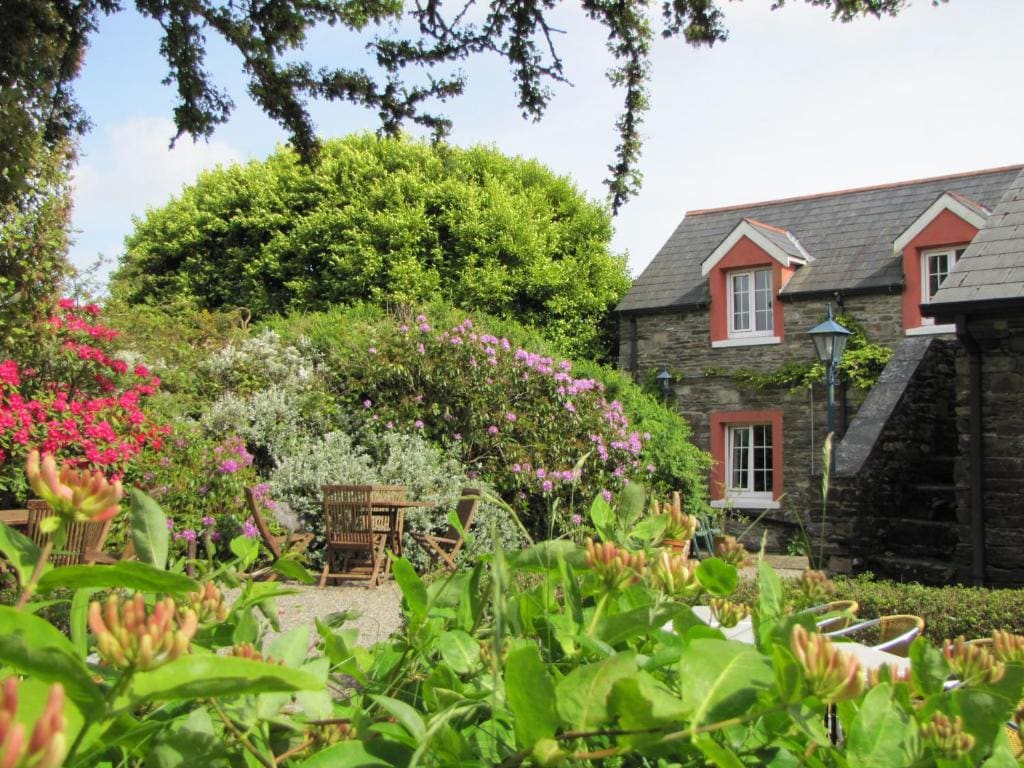 Rolfs Country House - Main view