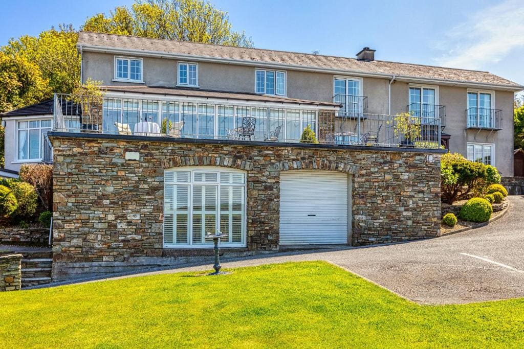 Shearwater Country House Accommodation - View 3