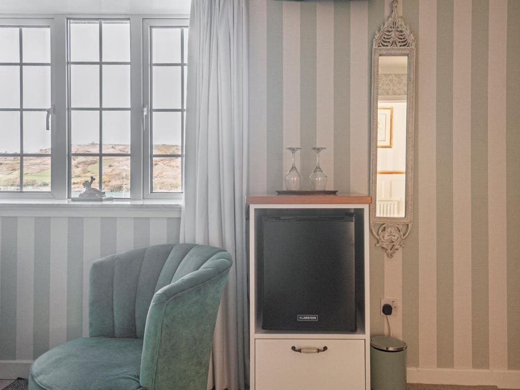 Shearwater Country House Accommodation - Main view