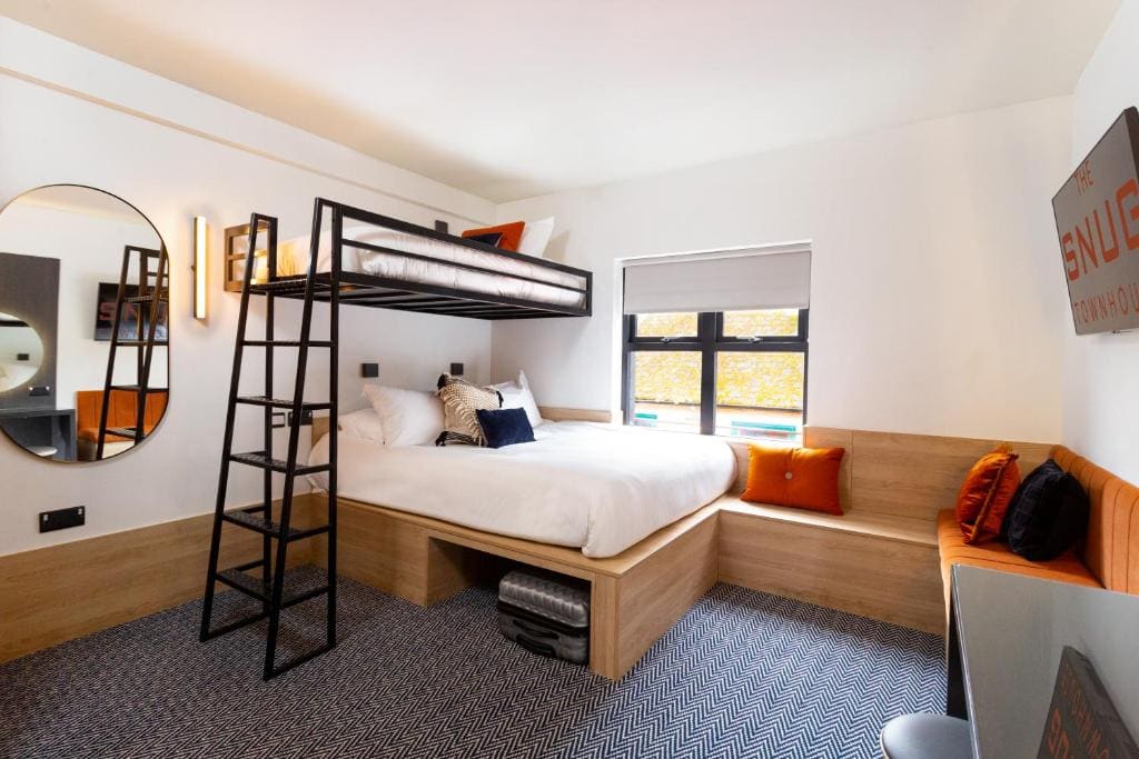 The Snug Townhouse - View 6