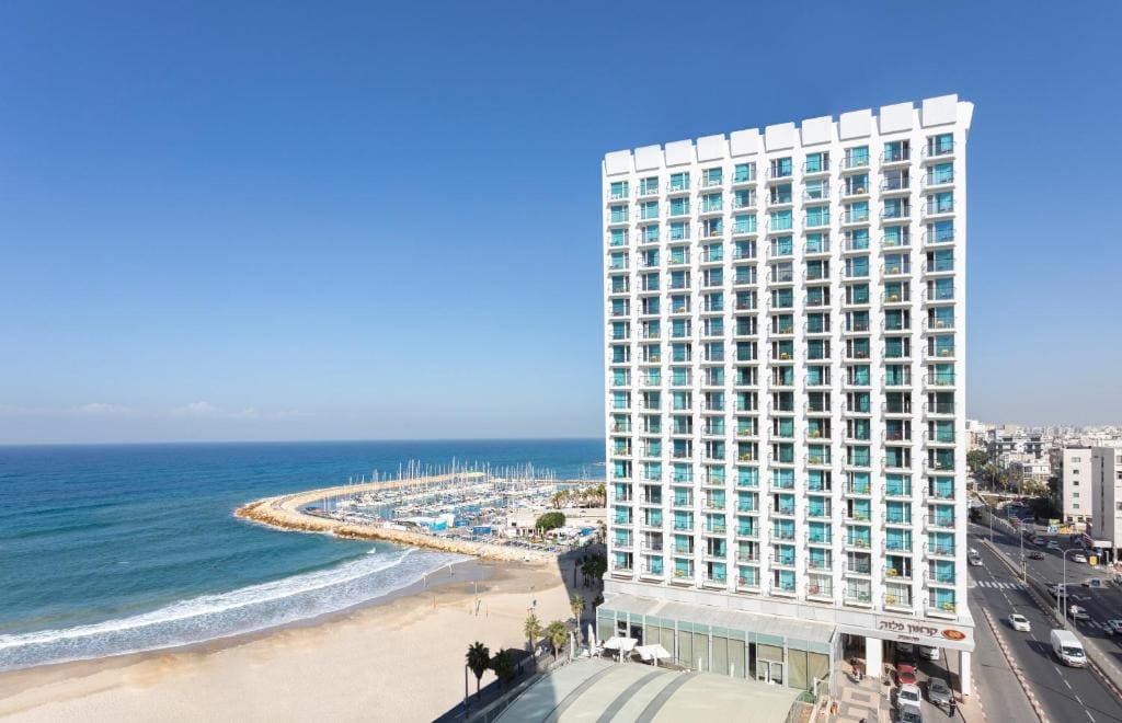Crowne Plaza Tel Aviv Beach by IHG - Main view