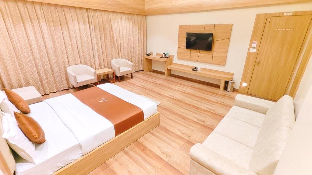 Hotel 9 Coin - View 6