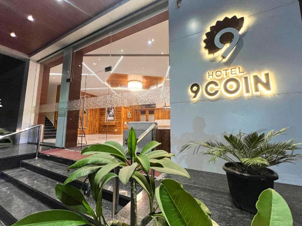Hotel 9 Coin - View 5