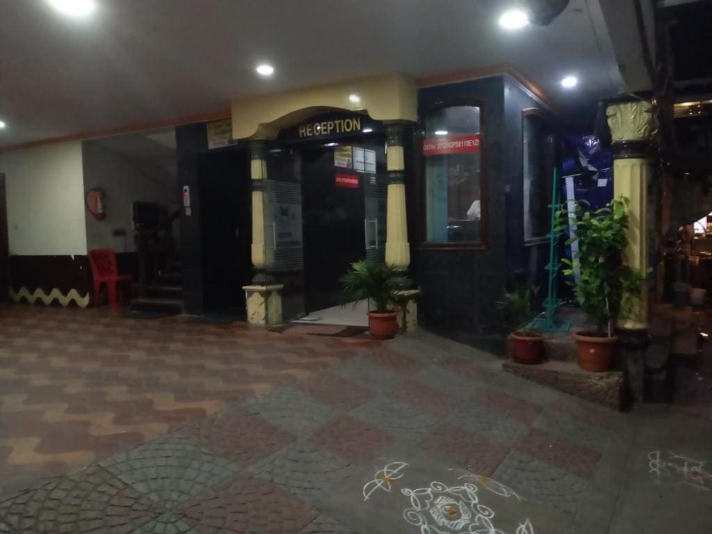 HoTEL ABHIRAM PALACE - View 4