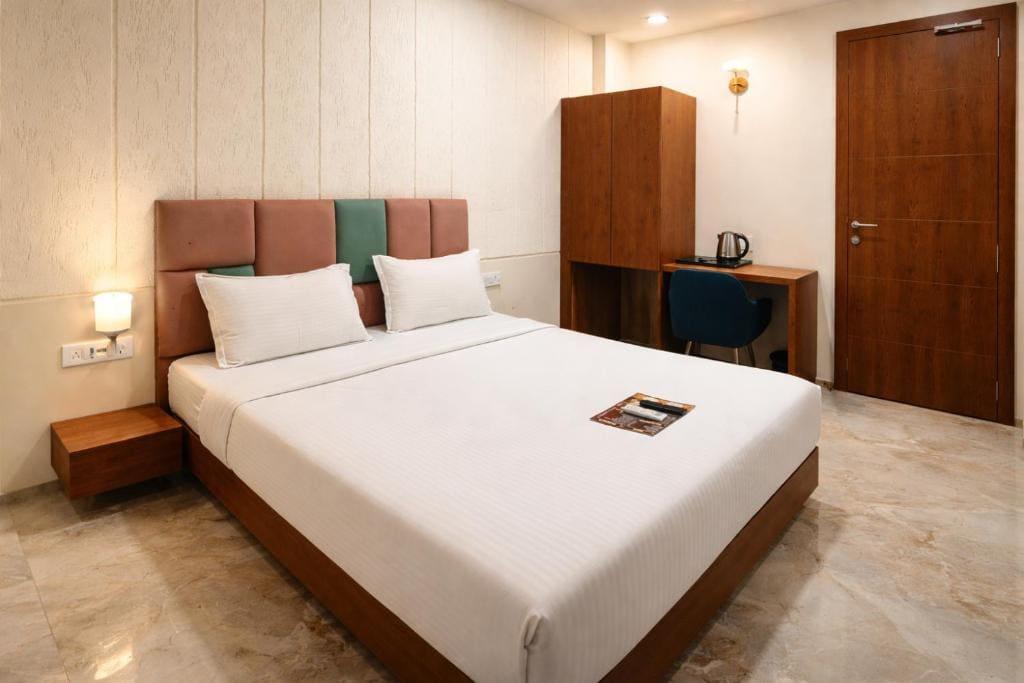 Accuotel Inn Minakshi - View 6