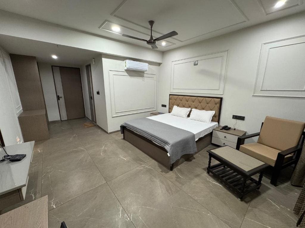 Adarsh Hotel - View 2