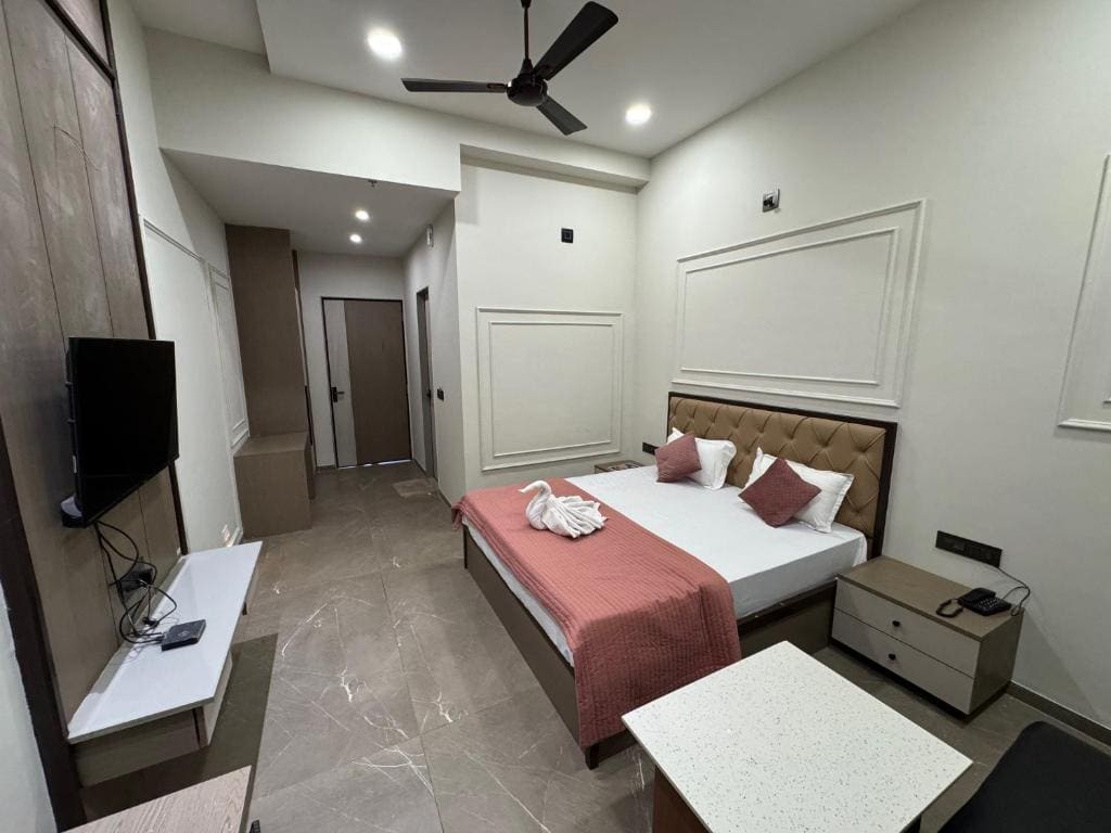 Adarsh Hotel - View 6