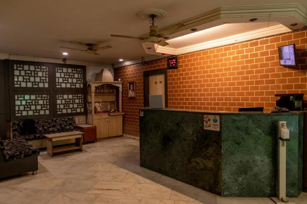 Adarsh Palace Hotel Bhopal - View 3