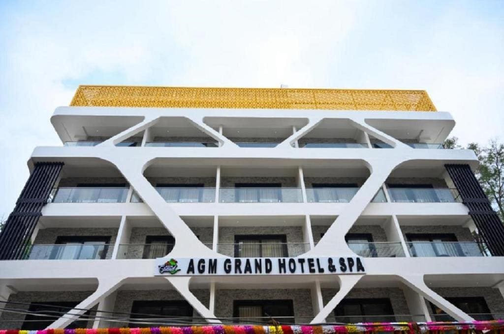 AGM GRAND HOTEL & Spa - व्यू 6