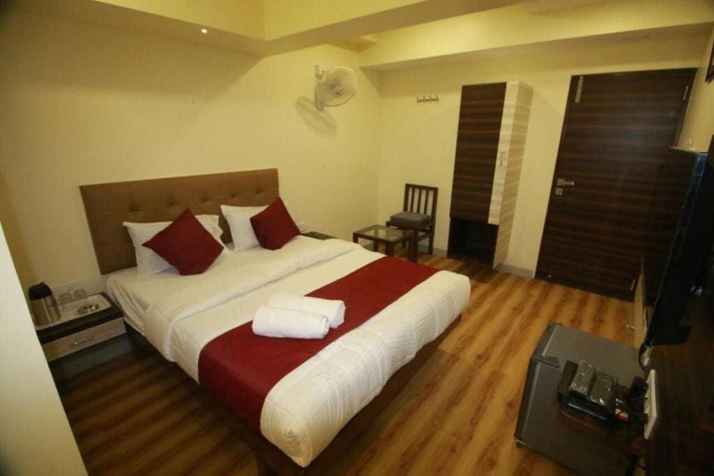 Hotel Alfa International, Mumbai – Near Nanavati Hospital - View 3
