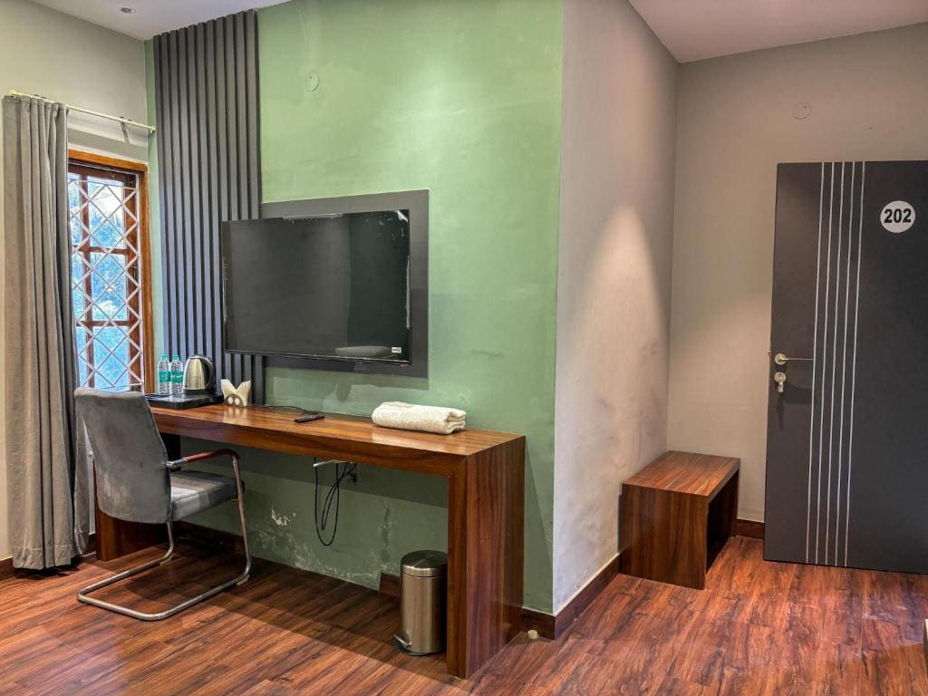 Palm Mystic Inn - Indiranagar - View 7